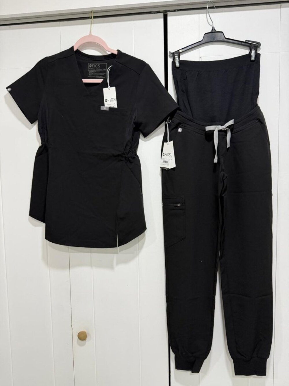 FIGS Maternity Scrub Set XXS Black Hybrid Top & Jogger Pants NWT